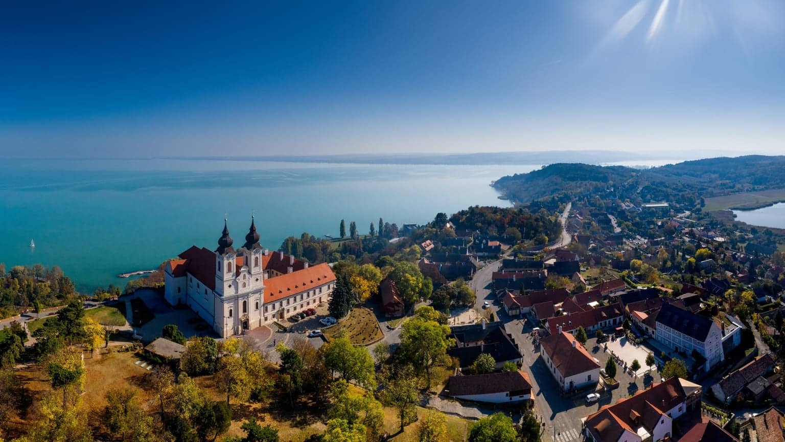 ПМЖ в&nbsp;Венгрии: все способы получения статуса в&nbsp;[[year]] году