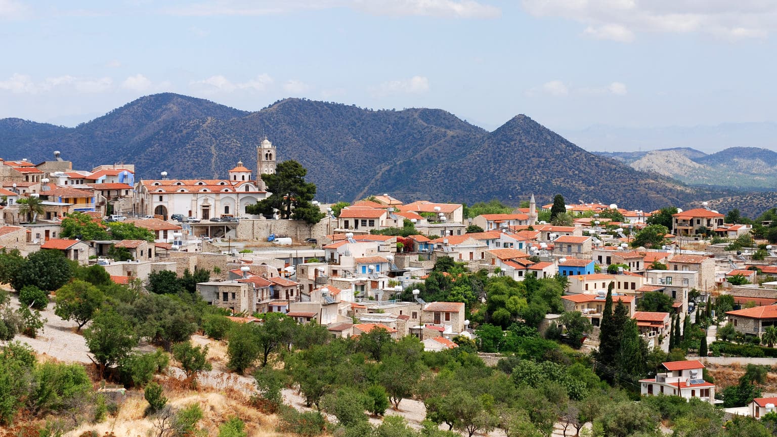 Как&nbsp;переехать на&nbsp;Кипр и&nbsp;получить ПМЖ в&nbsp;стране