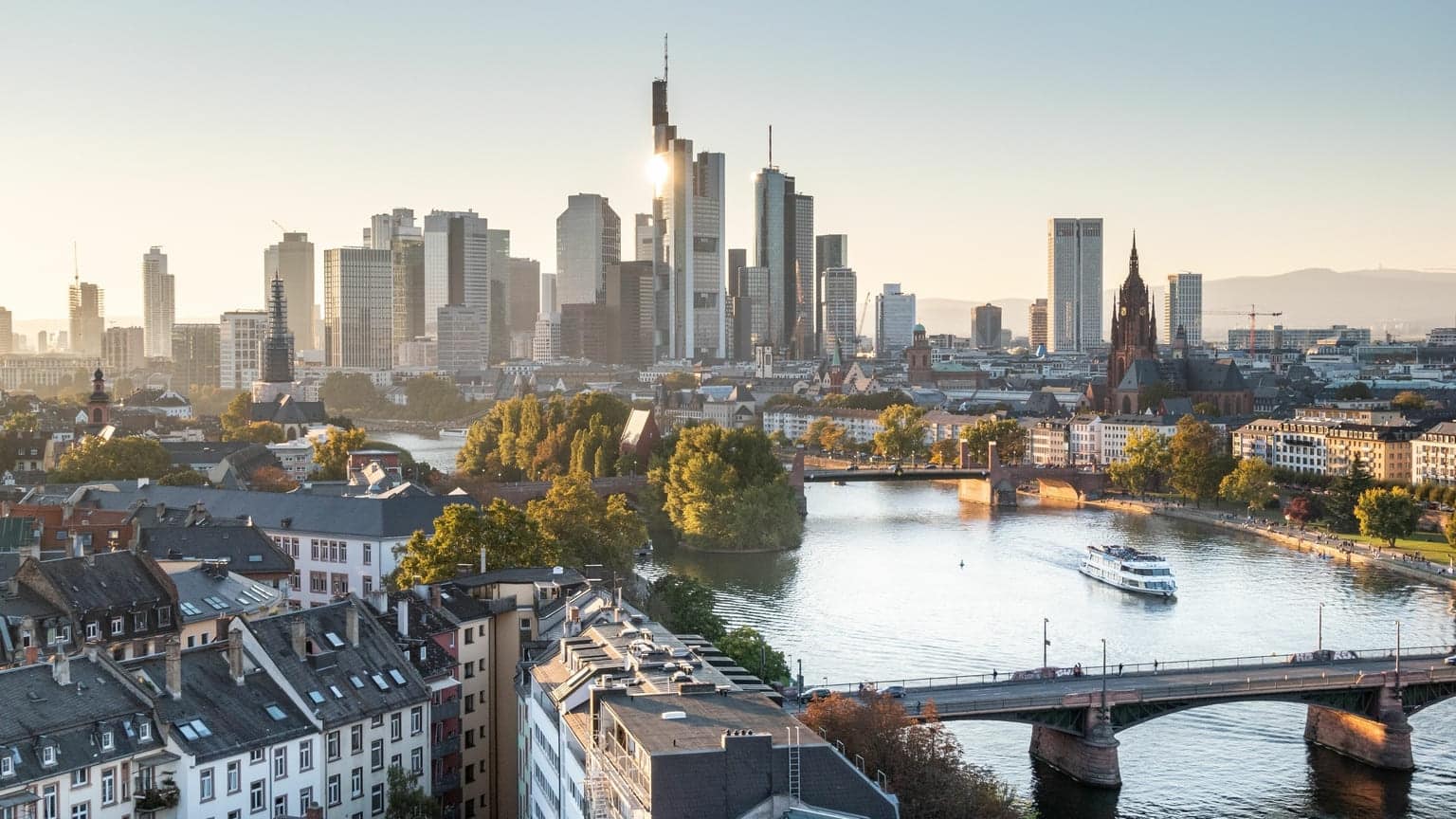 Германия будет выдавать гражданство на новых условиях: что изменится в 2024 году