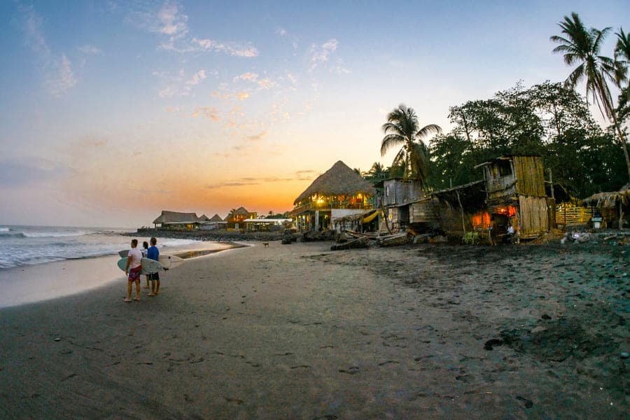 Как получить паспорт Сальвадора: пляж Эль Зонте