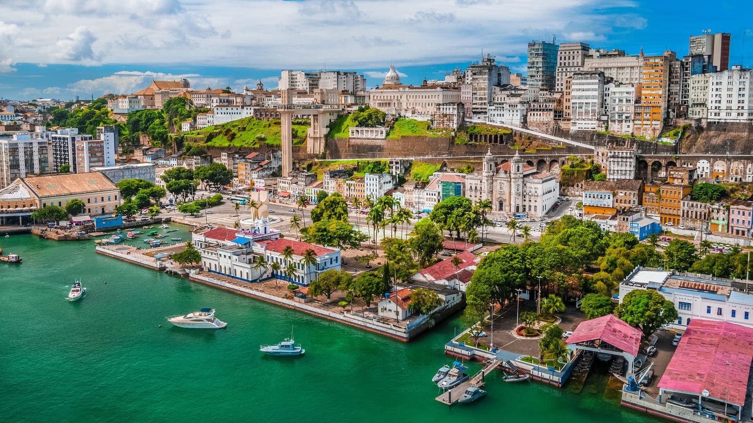 Сальвадор выдаст 5000 бесплатных паспортов: кто их получит?