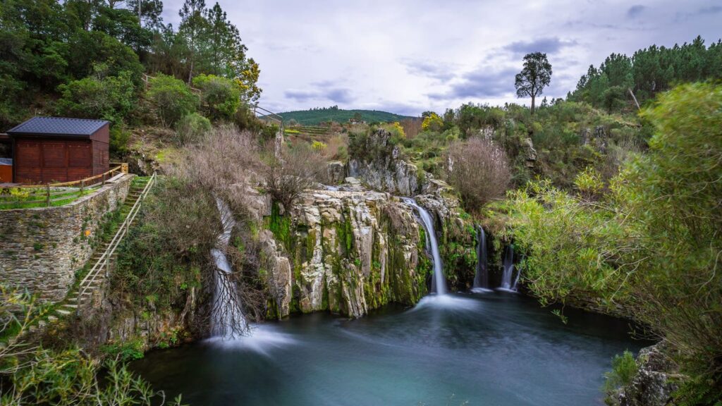 Как переехать в Португалию вместе с семьей
