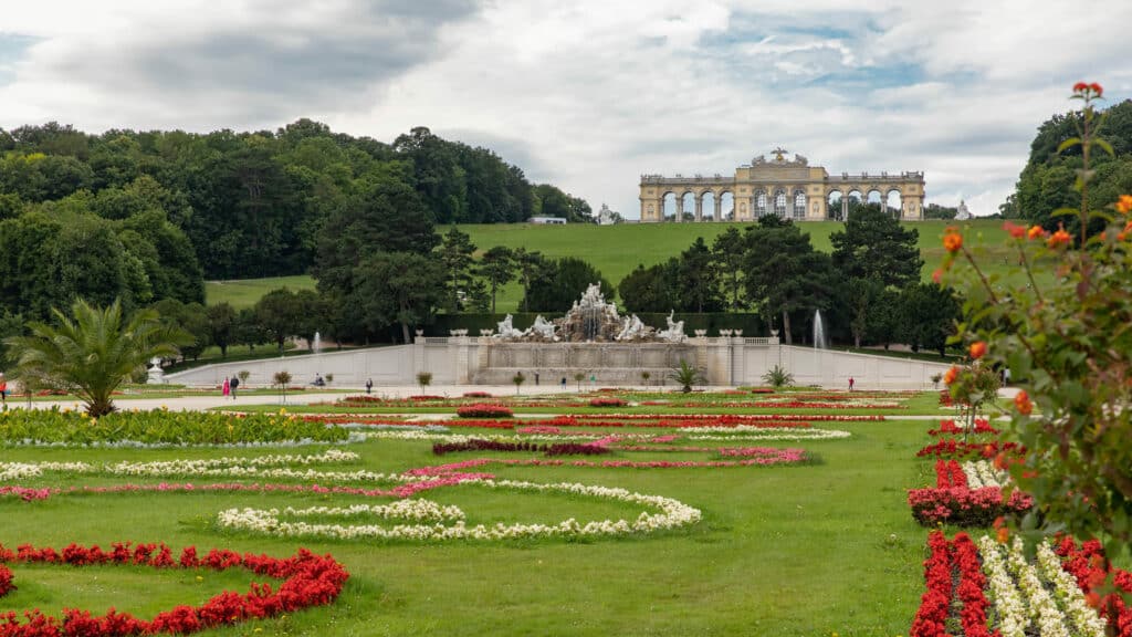 Как переехать в Вену