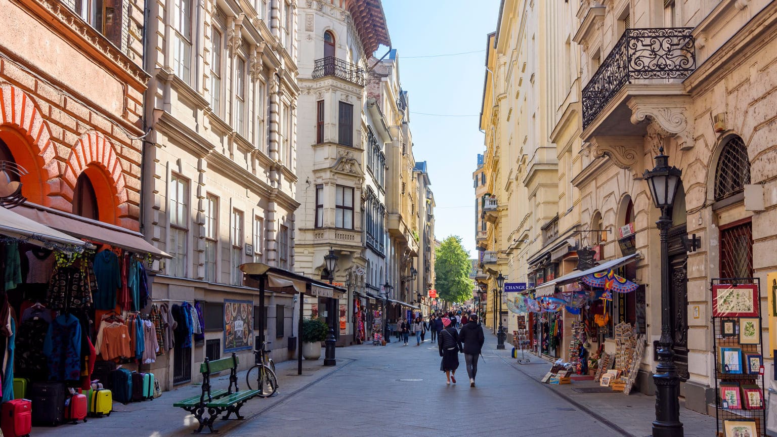 Все о&nbsp;Венгрии: «золотая виза», термальные источники и&nbsp;низкие налоги