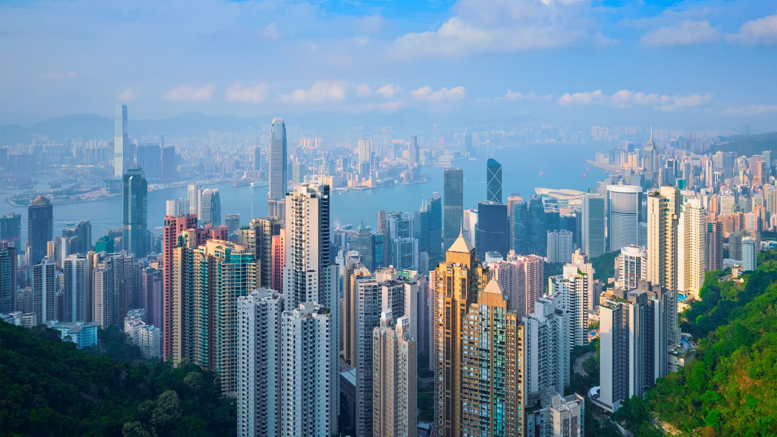 Сколько стоит новый ВНЖ за инвестиции в Гонконге