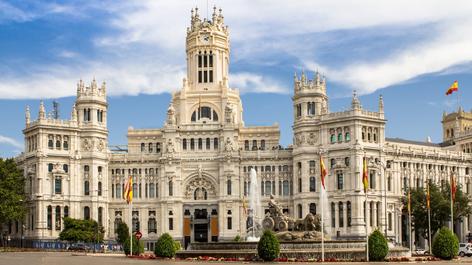 «Золотую визу» в Испанию отменят. Возможно ли еще получить ВНЖ за инвестиции?