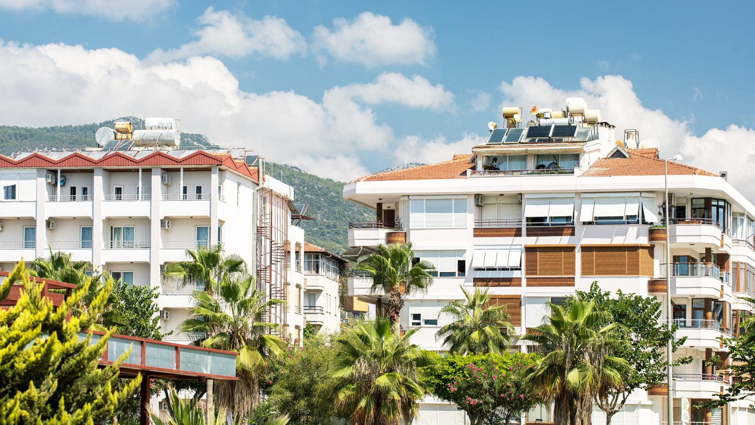 Как получить ВНЖ в Турции при покупке недвижимости: условия, процесс