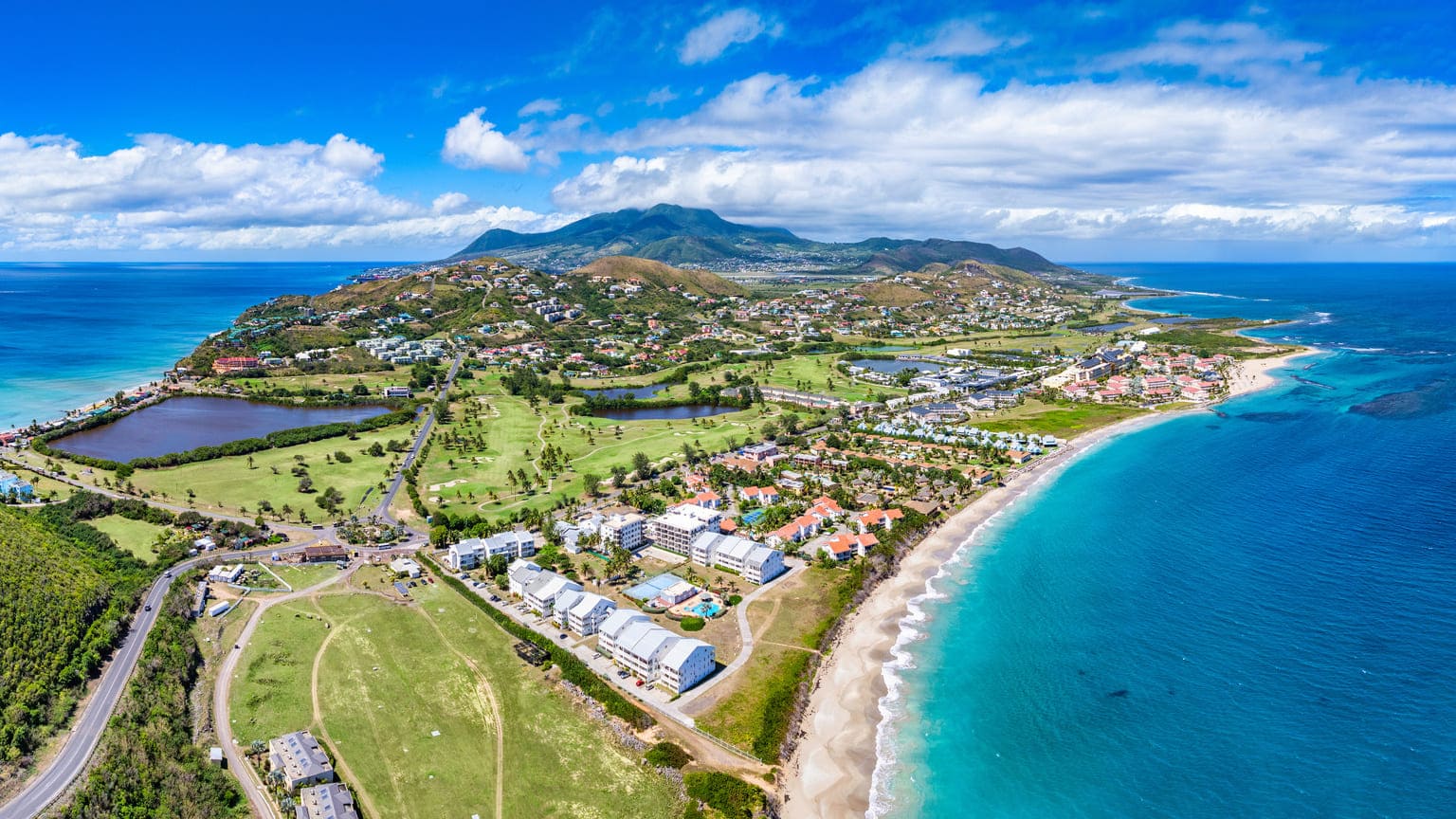 Гражданство Сент‑Китс и&nbsp;Невис за&nbsp;инвестиции: плюсы и&nbsp;минусы карибского паспорта