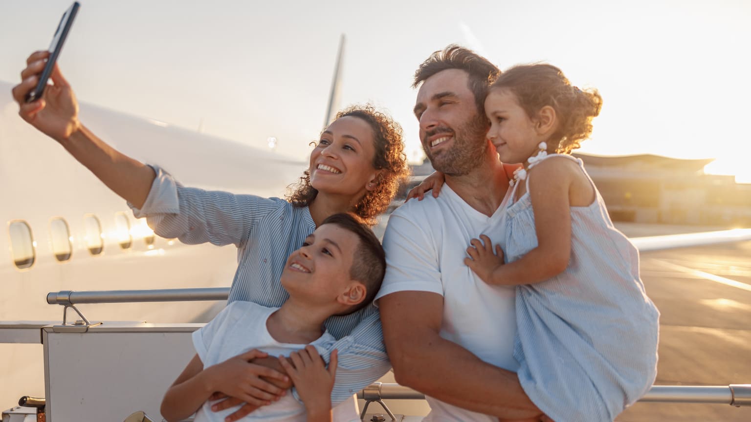 Безвизовые страны с паспортом Гренады: как получить паспорт за инвестиции